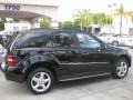 Black - ML 350 4Matic Photo No. 2