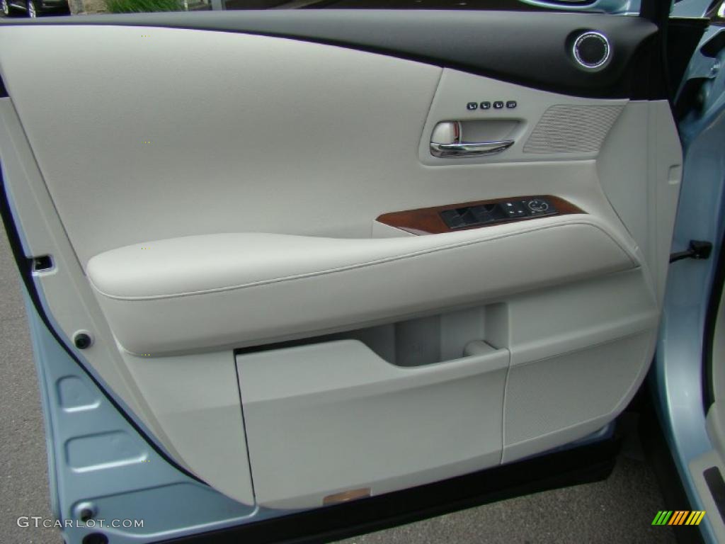 2010 RX 350 AWD - Cerulean Blue Metallic / Light Gray/Espresso Birds-Eye Maple photo #7