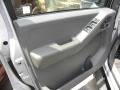 2007 Radiant Silver Nissan Frontier SE Crew Cab 4x4  photo #5