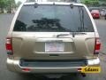 2002 Sahara Beige Metallic Nissan Pathfinder SE 4x4  photo #6