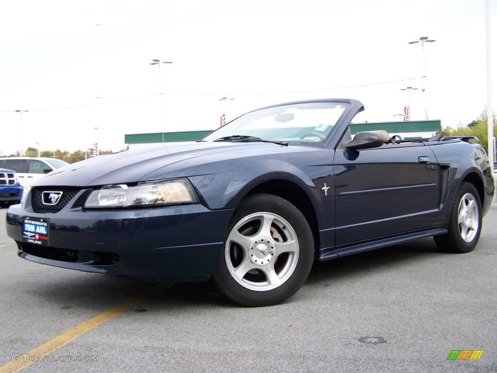 2003 Mustang V6 Convertible - True Blue Metallic / Medium Parchment photo #9