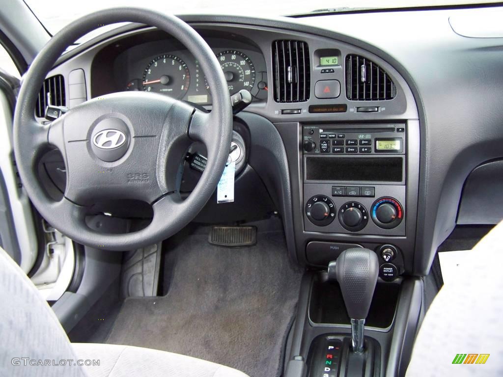 2006 Elantra GLS Sedan - Sterling Silver / Gray photo #11