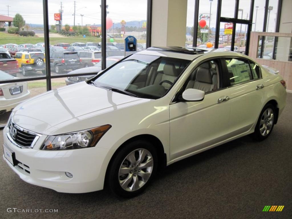 2010 Accord EX-L V6 Sedan - White Diamond Pearl / Ivory photo #1