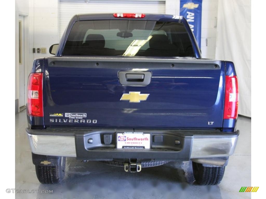 2009 Silverado 1500 LT Crew Cab 4x4 - Imperial Blue Metallic / Ebony photo #3