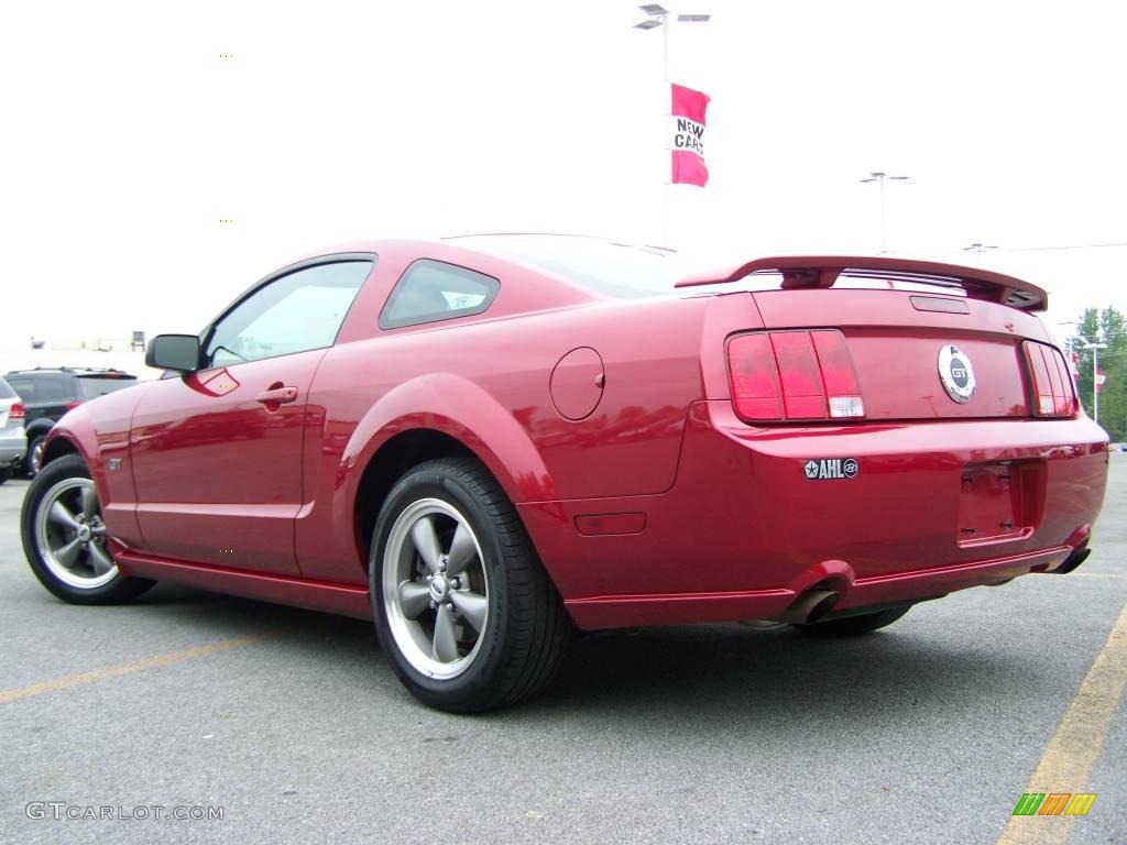 2005 Mustang GT Premium Coupe - Redfire Metallic / Dark Charcoal photo #7