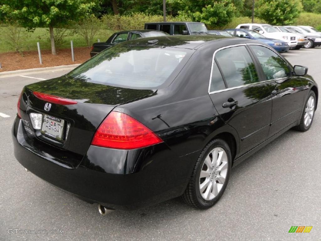 2007 Accord EX-L V6 Sedan - Nighthawk Black Pearl / Black photo #4