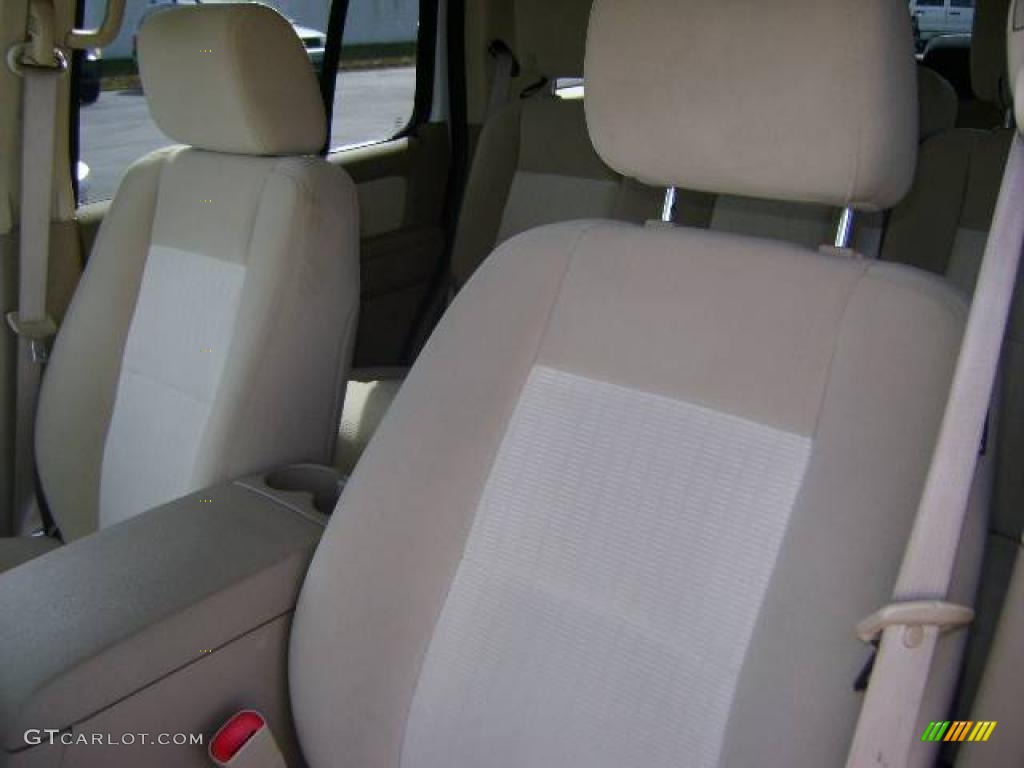2007 Explorer XLT - White Sand Tri-Coat / Camel photo #17