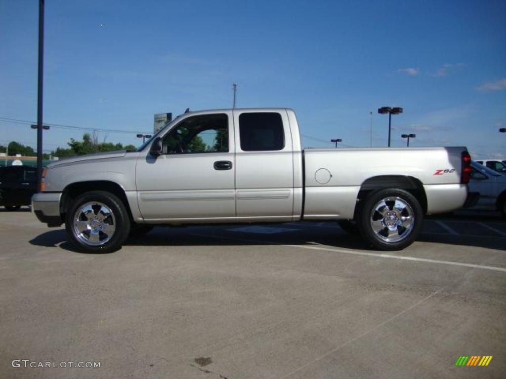 2006 Silverado 1500 Z71 Extended Cab 4x4 - Silver Birch Metallic / Dark Charcoal photo #6