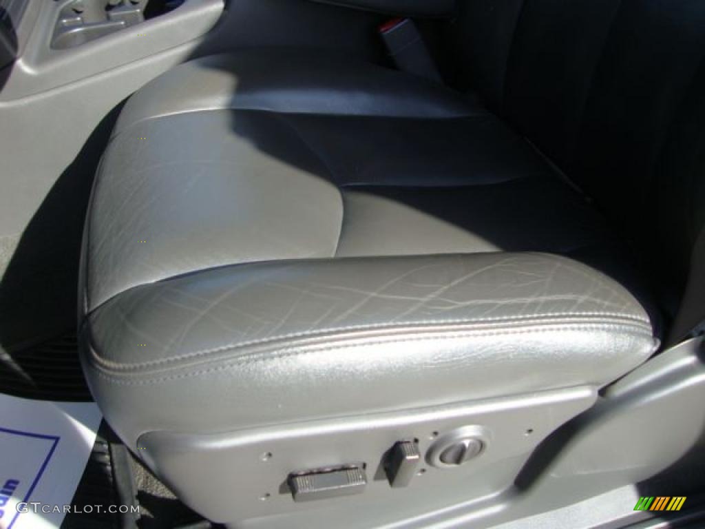 2006 Silverado 1500 Z71 Extended Cab 4x4 - Silver Birch Metallic / Dark Charcoal photo #10