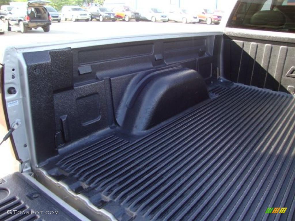 2006 Silverado 1500 Z71 Extended Cab 4x4 - Silver Birch Metallic / Dark Charcoal photo #13