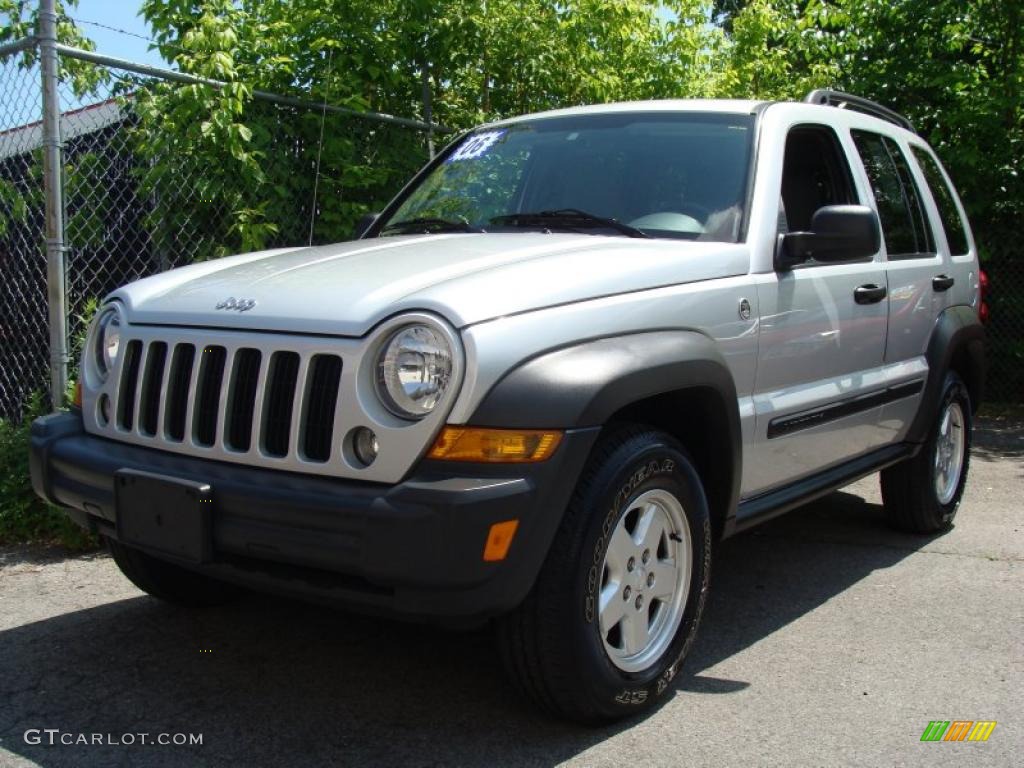 2006 Liberty Sport 4x4 - Bright Silver Metallic / Medium Slate Gray photo #1