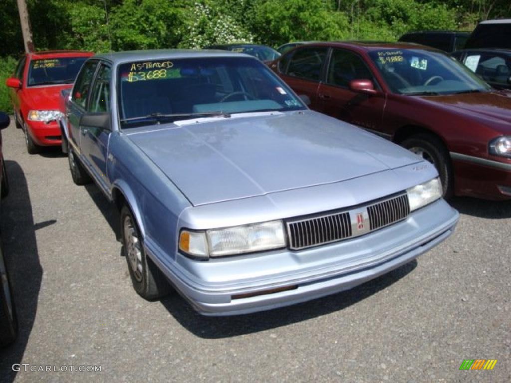 1994 Cutlass Ciera S - Light Adriatic Blue Metallic / Adriatic Blue photo #1