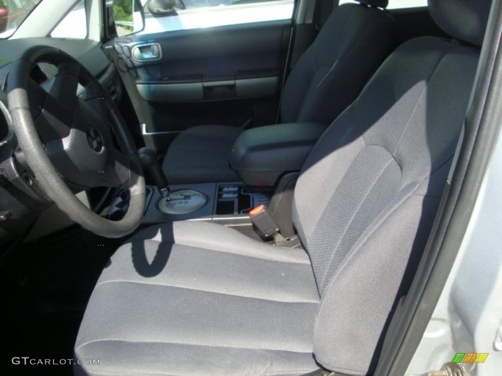 2004 Endeavor LS AWD - Sterling Silver Metallic / Charcoal Gray photo #7