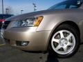 Golden Beige - Sonata SE V6 Photo No. 2