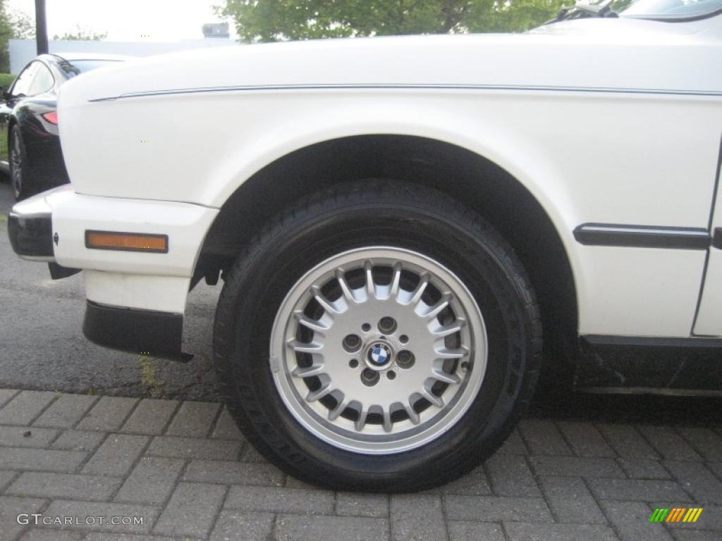 1988 3 Series 325i Convertible - Alpine White / Blue photo #15
