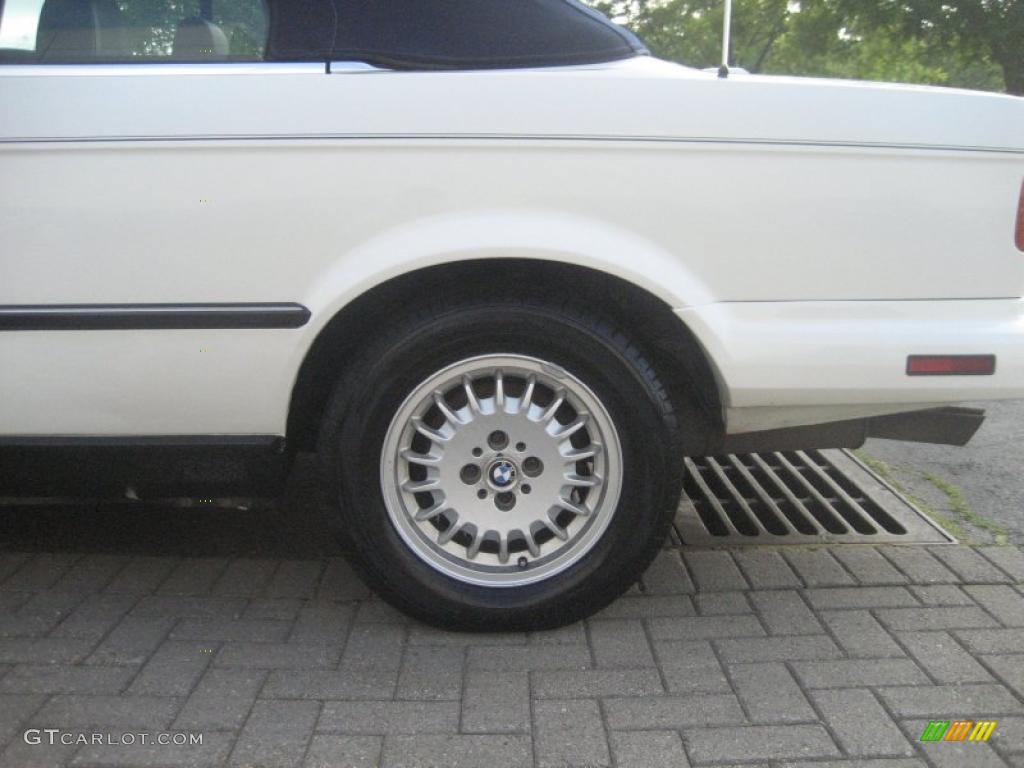 1988 3 Series 325i Convertible - Alpine White / Blue photo #18