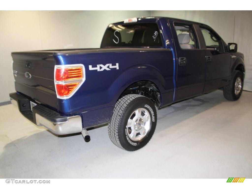 2010 F150 XLT SuperCrew 4x4 - Dark Blue Pearl Metallic / Medium Stone photo #6