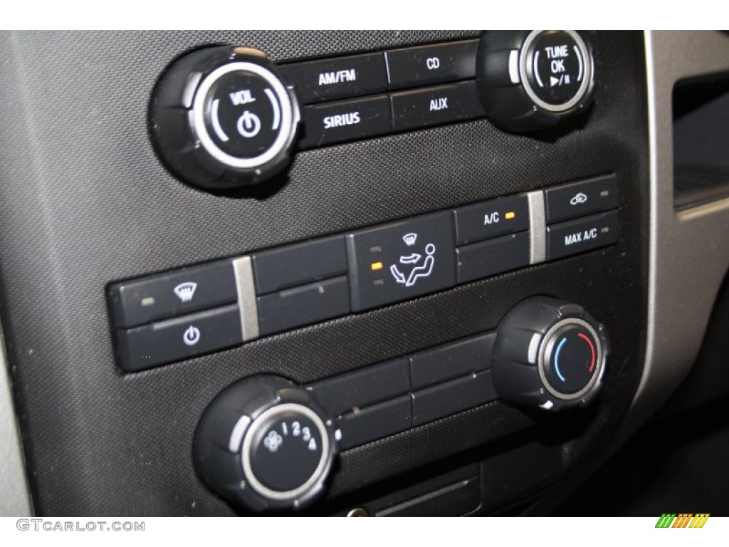 2010 F150 XLT SuperCrew 4x4 - Dark Blue Pearl Metallic / Medium Stone photo #15