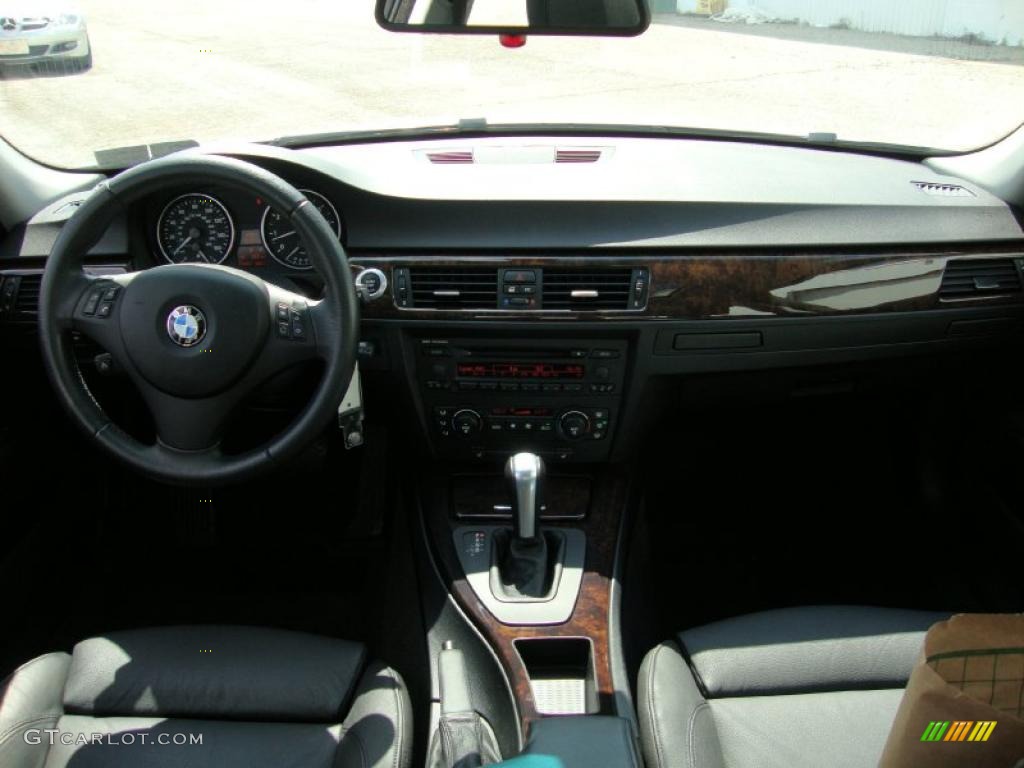 2006 3 Series 330i Sedan - Titanium Silver Metallic / Black photo #38