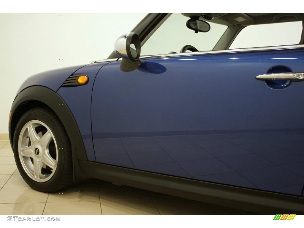 2007 Cooper Hardtop - Lightning Blue Metallic / Carbon Black/Black photo #26