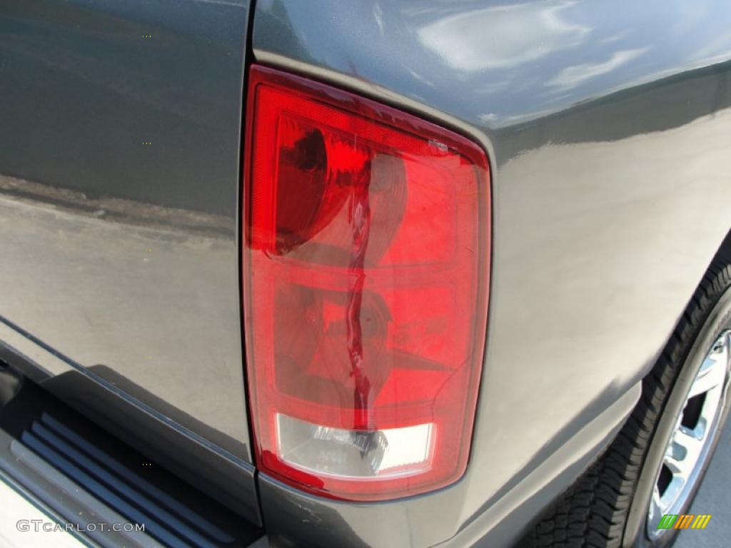 2004 Ram 1500 SLT Quad Cab - Graphite Metallic / Dark Slate Gray photo #18