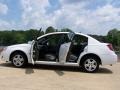 Polar White - ION 2 Sedan Photo No. 14