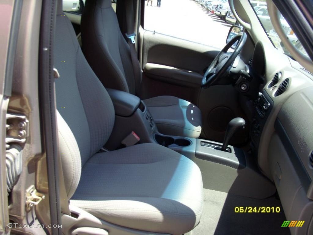 2002 Liberty Sport - Woodland Brown Satin Glow / Taupe photo #12