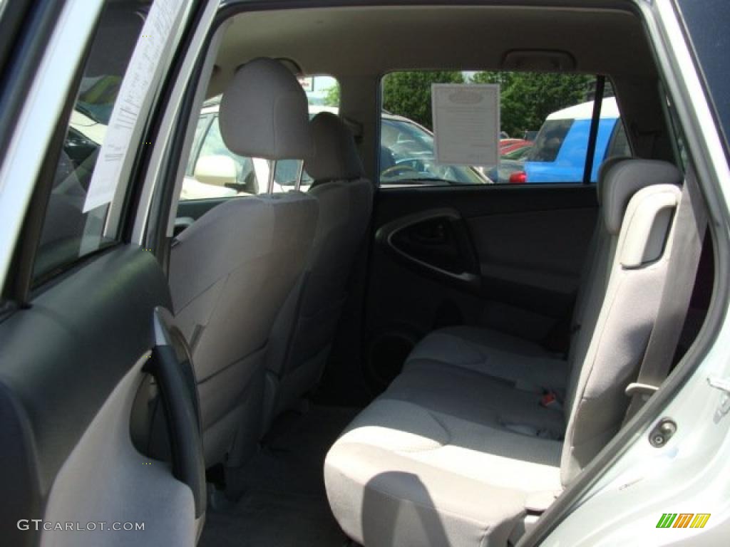 2007 RAV4 4WD - Classic Silver Metallic / Ash Gray photo #13
