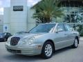 2004 Diamond Silver Kia Amanti   photo #1