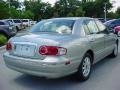 2004 Diamond Silver Kia Amanti   photo #5