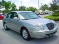 2004 Diamond Silver Kia Amanti   photo #7