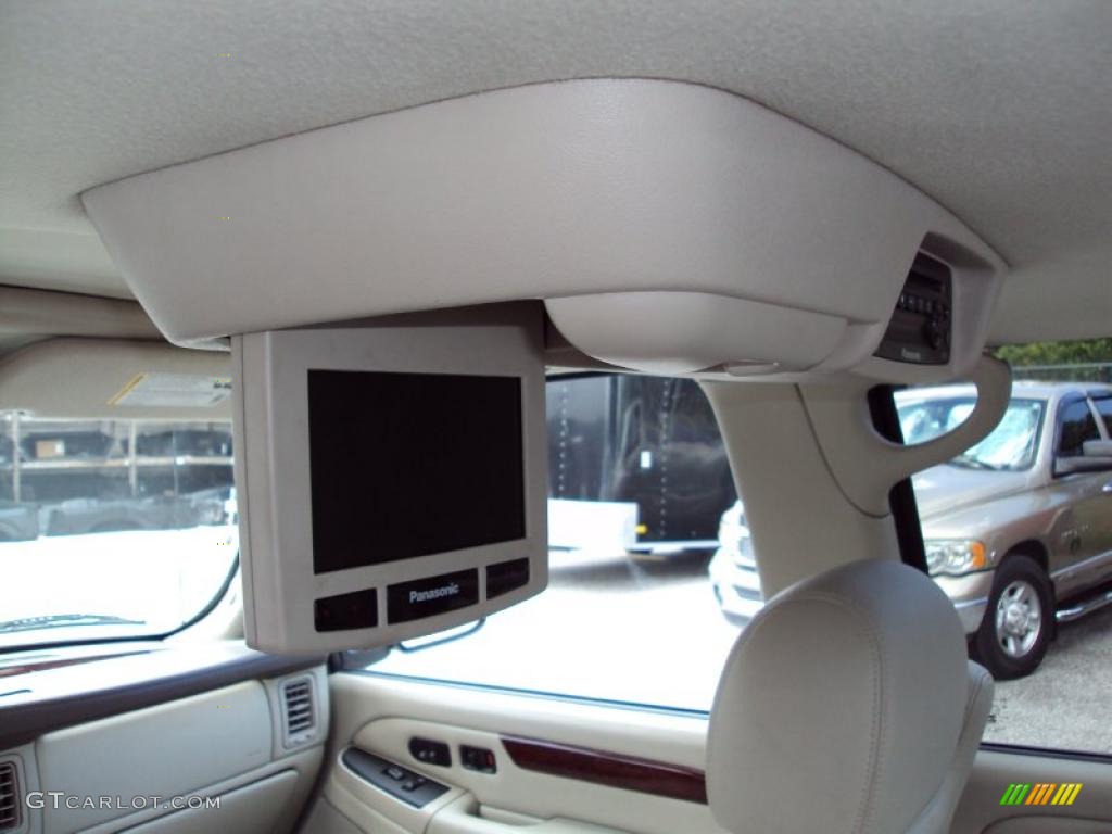 2006 Escalade EXT AWD - White Diamond / Shale photo #7