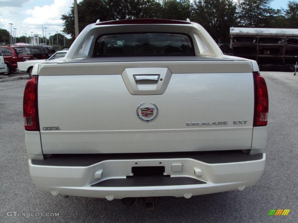 2006 Escalade EXT AWD - White Diamond / Shale photo #8
