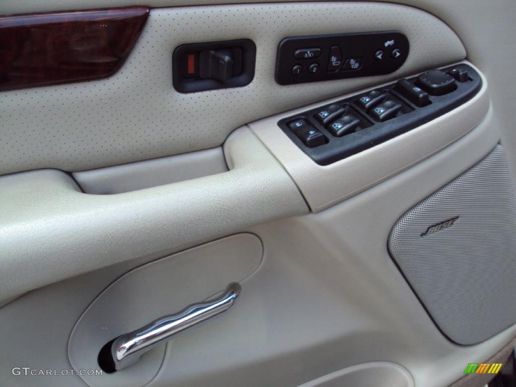 2006 Escalade EXT AWD - White Diamond / Shale photo #18