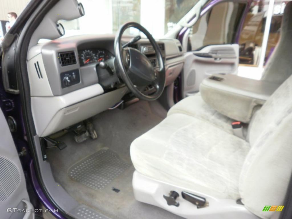 1999 F250 Super Duty XLT Extended Cab 4x4 - Thistle Purple Pearl / Medium Graphite photo #19