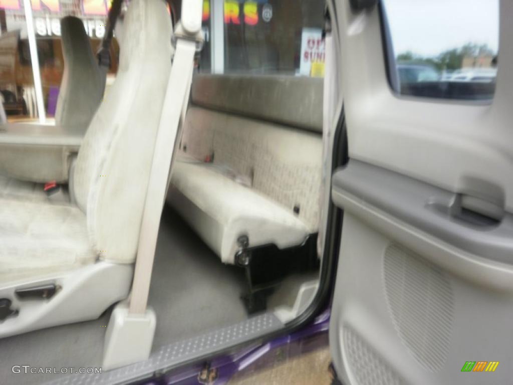 1999 F250 Super Duty XLT Extended Cab 4x4 - Thistle Purple Pearl / Medium Graphite photo #23
