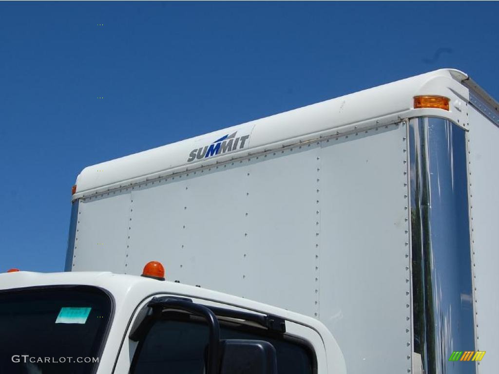 2009 W Series Truck W4500 Commercial Moving - White / Gray photo #4