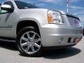 2010 Pure Silver Metallic GMC Yukon XL Denali AWD  photo #2