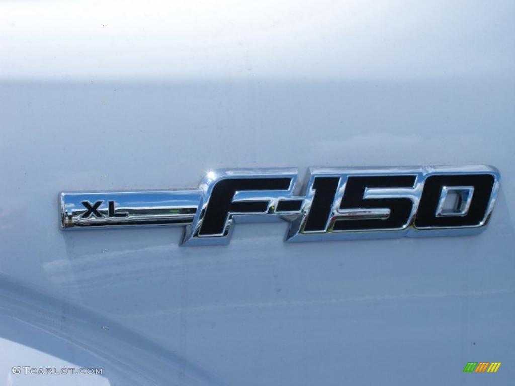2010 F150 XLT SuperCrew - Oxford White / Medium Stone photo #4