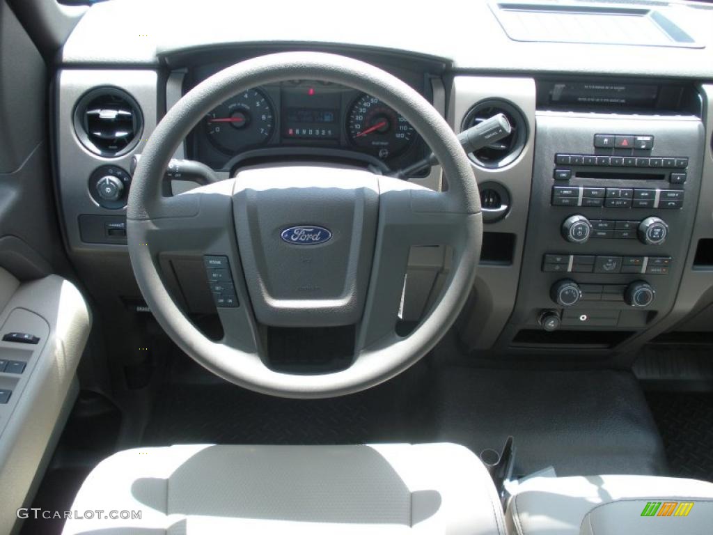 2010 F150 XLT SuperCrew - Oxford White / Medium Stone photo #7