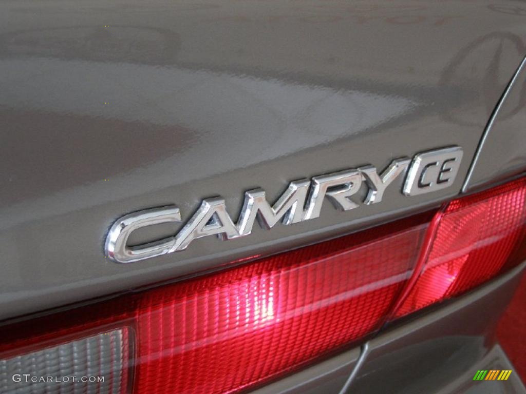 1999 Camry LE - Cashmere Beige Metallic / Gray photo #9