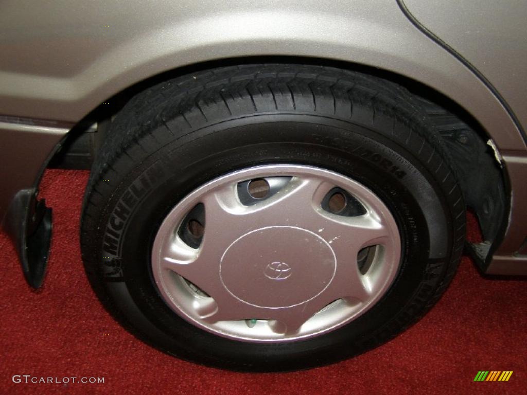 1999 Camry LE - Cashmere Beige Metallic / Gray photo #11