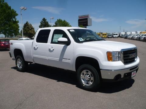 2010 GMC Sierra 2500HD SLT Crew Cab Data, Info and Specs