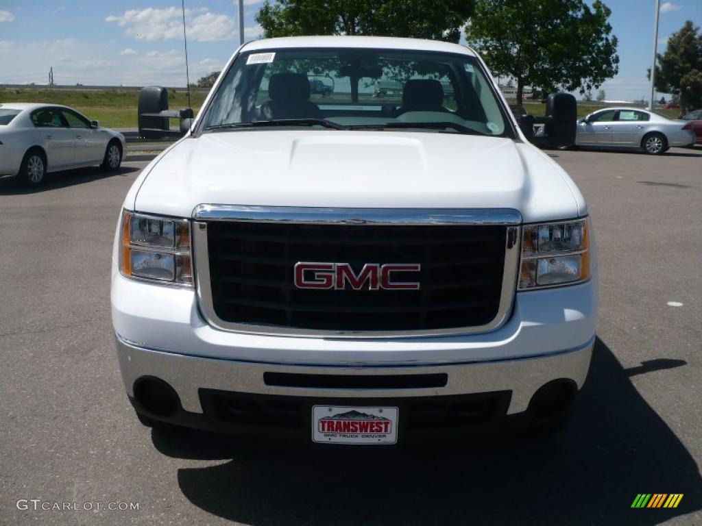 2010 Sierra 3500HD Work Truck Regular Cab 4x4 - Summit White / Dark Titanium photo #2
