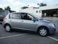 Magnetic Gray - Versa 1.8 S Hatchback Photo No. 6