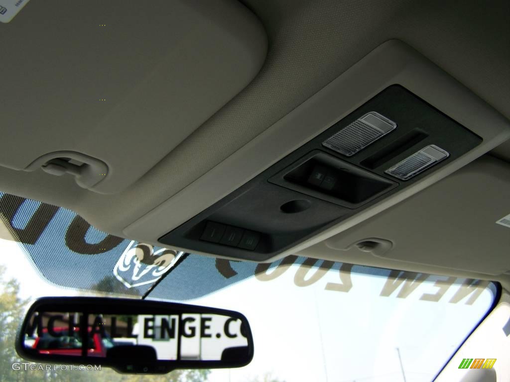 2009 Ram 1500 SLT Crew Cab 4x4 - Inferno Red Crystal Pearl / Dark Slate/Medium Graystone photo #22