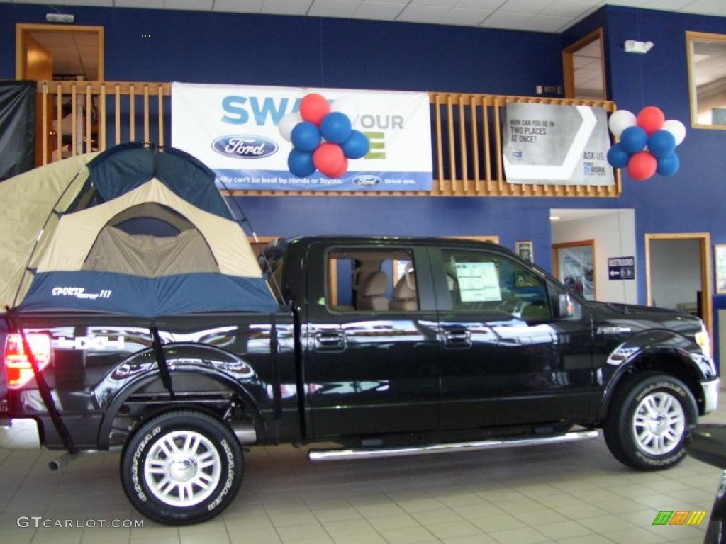 2010 F150 Lariat SuperCrew 4x4 - Tuxedo Black / Tan photo #3