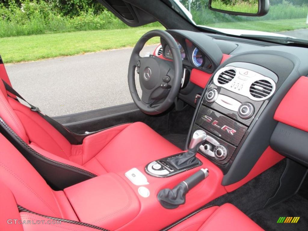 2009 Mercedes-Benz SLR McLaren Roadster Controls Photo #30537737
