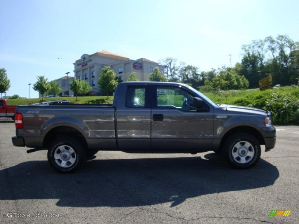 2004 F150 STX SuperCab 4x4 - Dark Shadow Grey Metallic / Dark Flint photo #2
