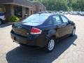 2008 Black Ford Focus SE Sedan  photo #3